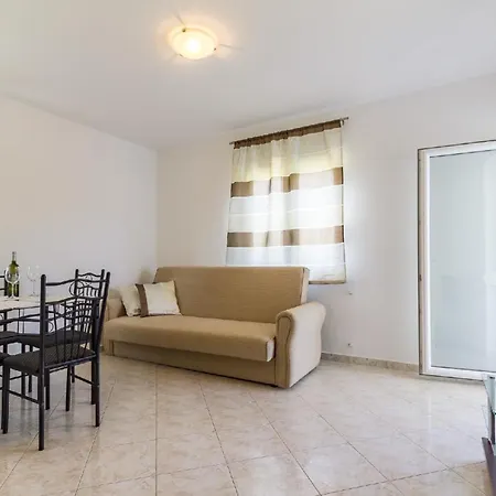 Apartment Fuer 2 Personen Ca 40 Qm In Fazana, Istrien Istrische Riviera *