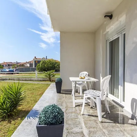 Apartment Fuer 2 Personen Ca 40 Qm In Fazana, Istrien Istrische Riviera *