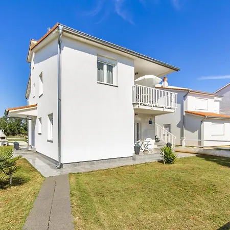 Fuer 2 Personen Ca 40 Qm In Fazana, Istrien Istrische Riviera * Valbandon